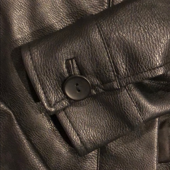 Urban Outfitters Cropped Jacket - Picture 5 of 5